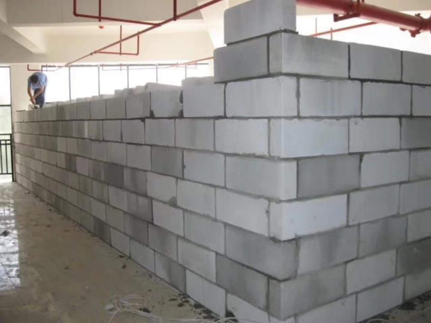 黄石蒸压加气混凝土砌块承重墙静力和抗震性能的研究